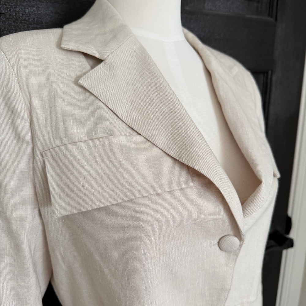 Camila Coelho Women's Cream Cropped Blazer - Picture 2 of 11